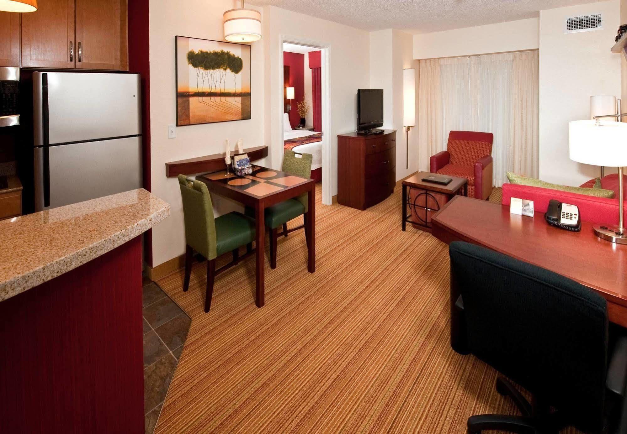 Residence Inn By Marriott Хаттисберг Экстерьер фото